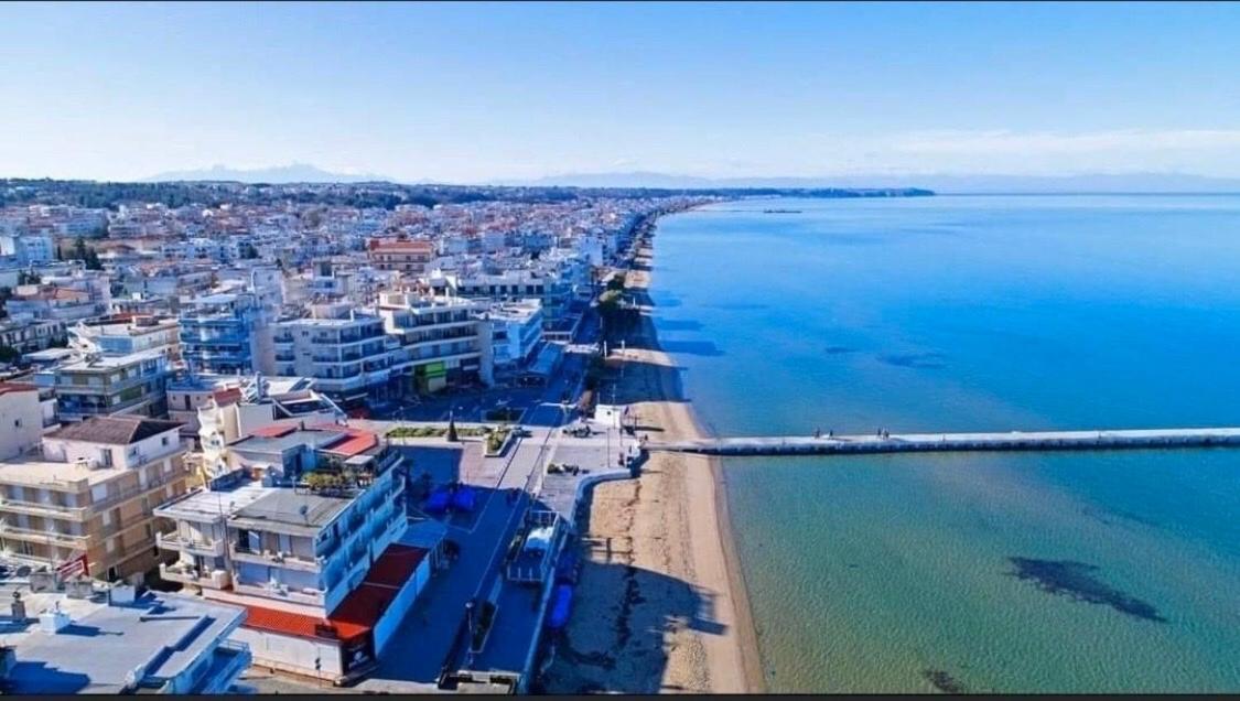 Sea Pleasure Apartment Peraía 外观 照片