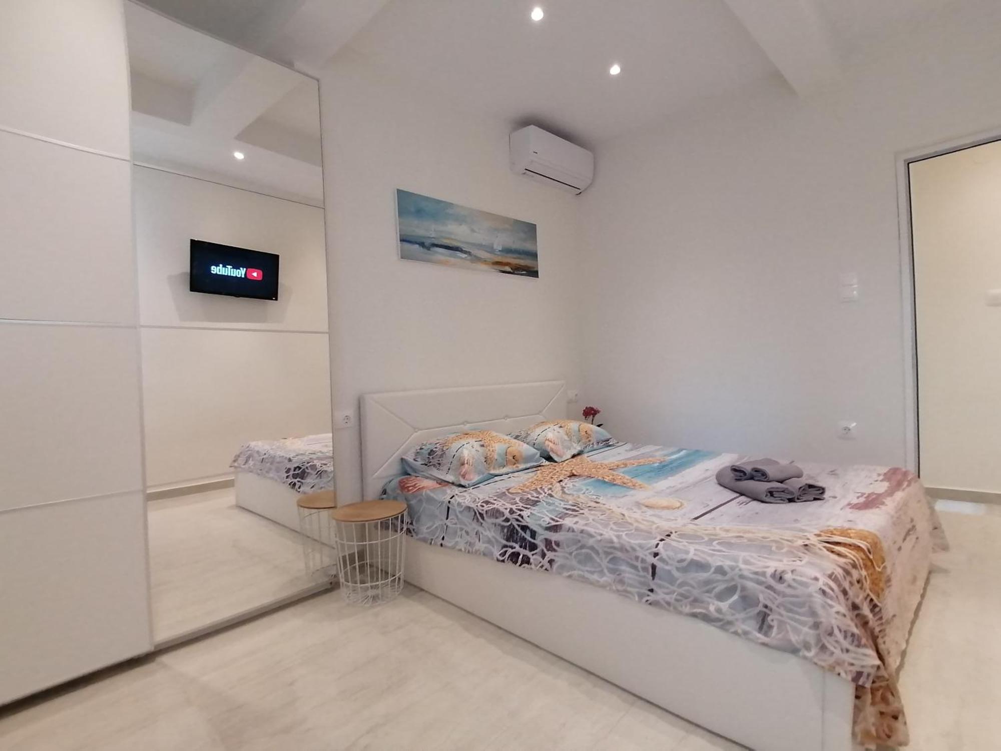 Sea Pleasure Apartment Peraía 外观 照片