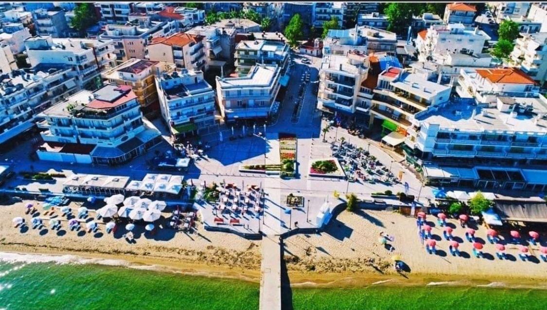 Sea Pleasure Apartment Peraía 外观 照片